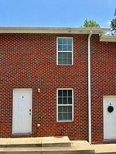 961 W Broad St Photo 1