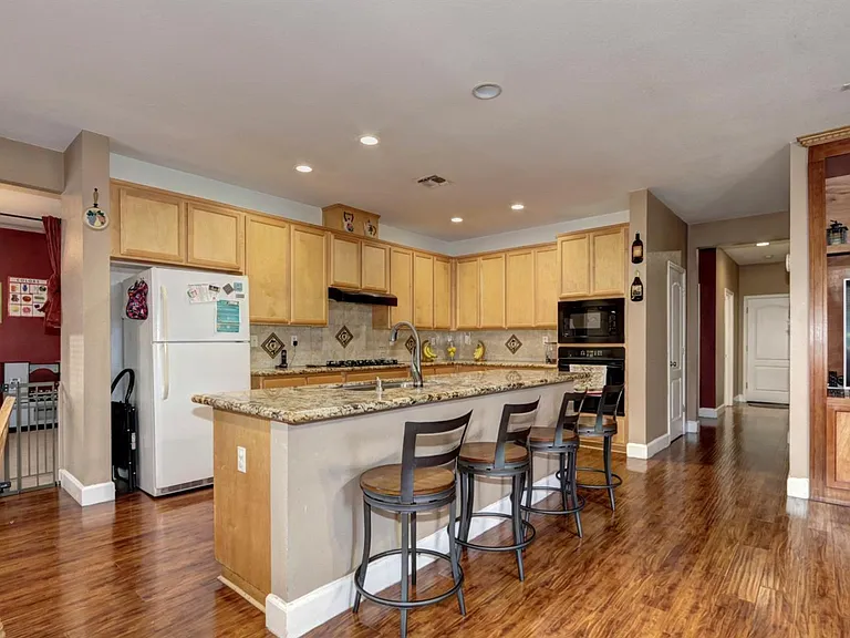 1817 Redondo Rd — Photo 3