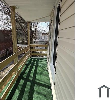3rd image of 306 S Queen St Unit 2
