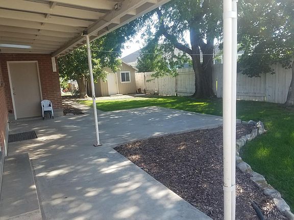 2nd image of 225 N 1000th St E
