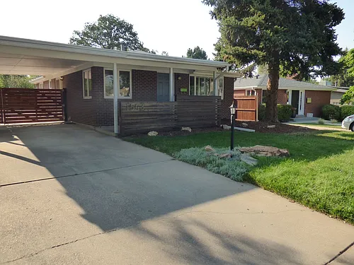 1543 S Hudson St Photo 1