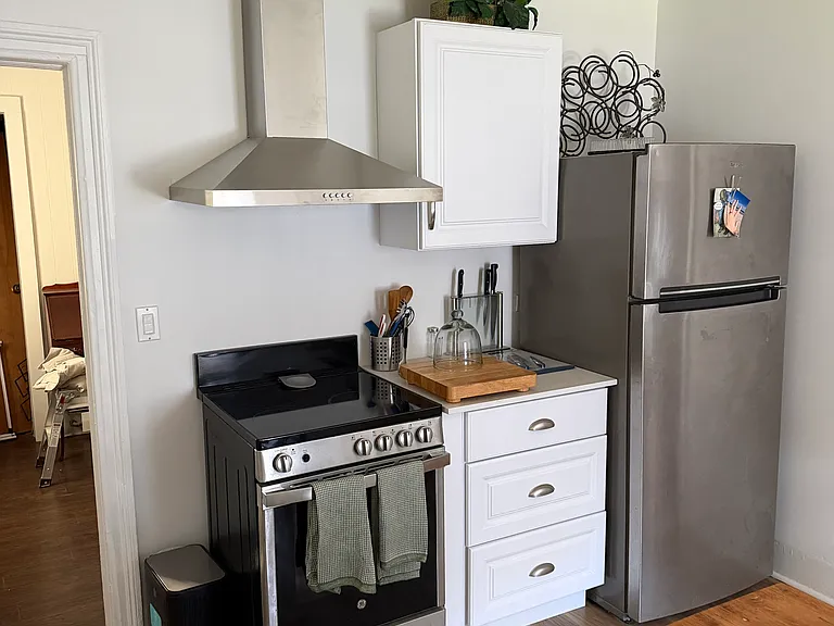 129 Main St #2 — Photo 2