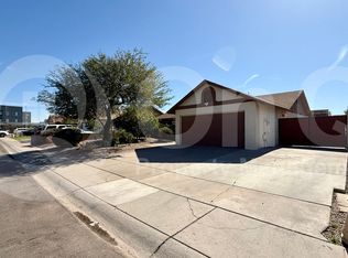 6915 W McLellan Rd, Glendale, AZ 85303