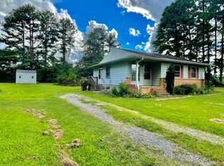 5158 Pleasant Shade Dr, Emporia, VA 23847