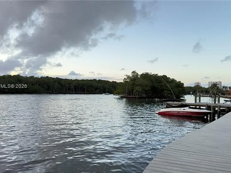 456 Poinciana Dr #CU-1620 — Photo 11
