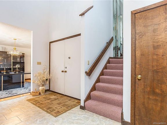5th image of 109 Haren Dr