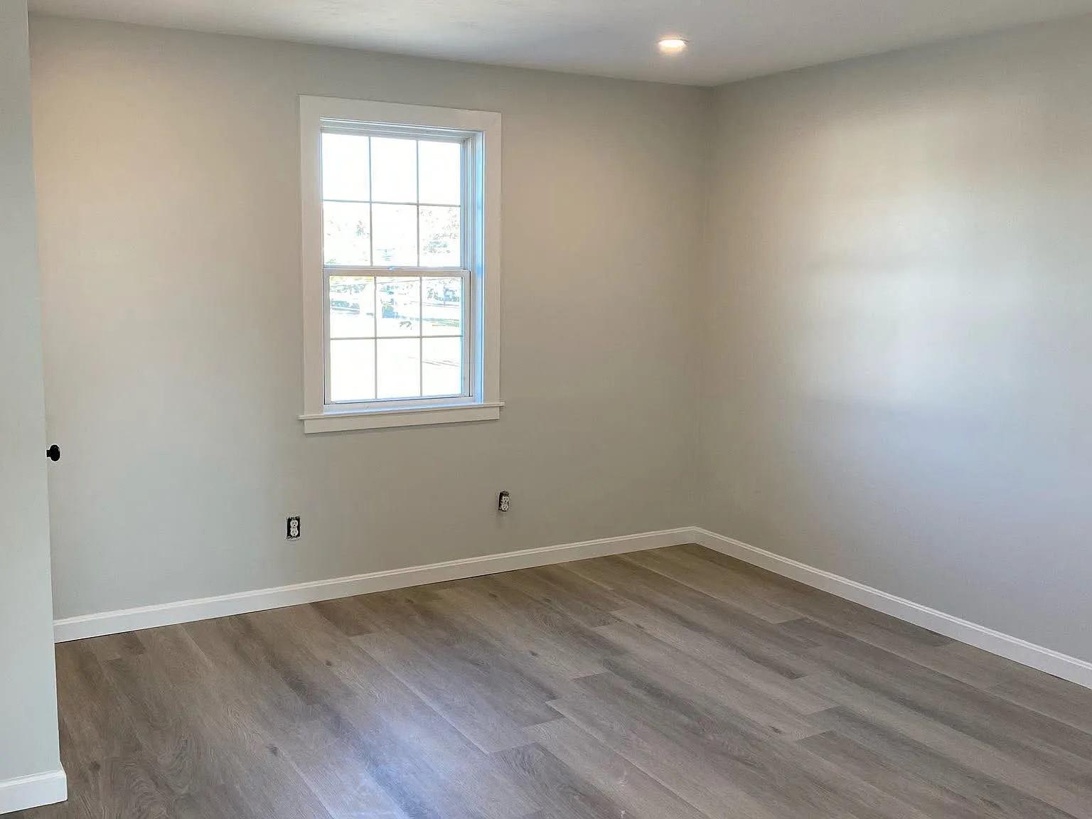 2 bed, 1000 sqft, $2,500 — Photo 4