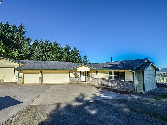 2nd image of 16201 NE Major Ln