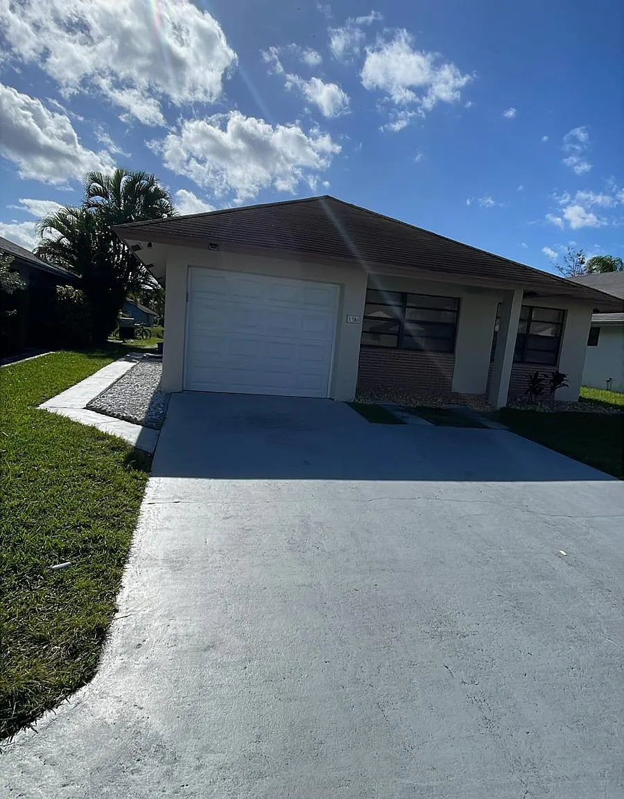 1 bed, 1.0 bath, 925 sqft, $1,800 — Photo 3