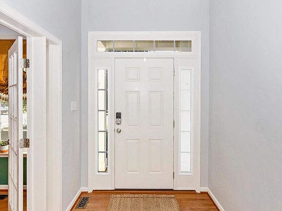 4th image of 9441 Westenberger Dr