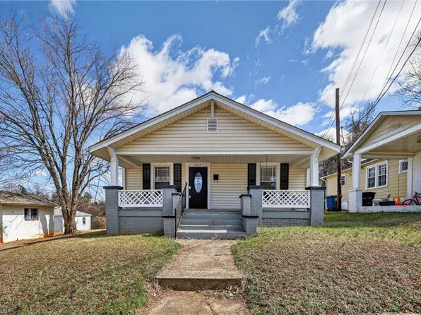 2609 Stockton St, Winston Salem, NC 27127