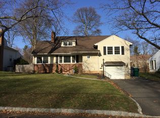 175 Helen St, Fanwood, NJ 07023