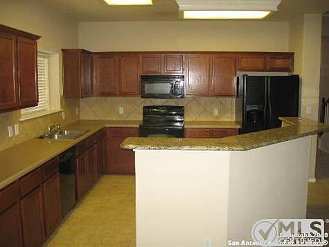 4th image of 136 Yeager Cir