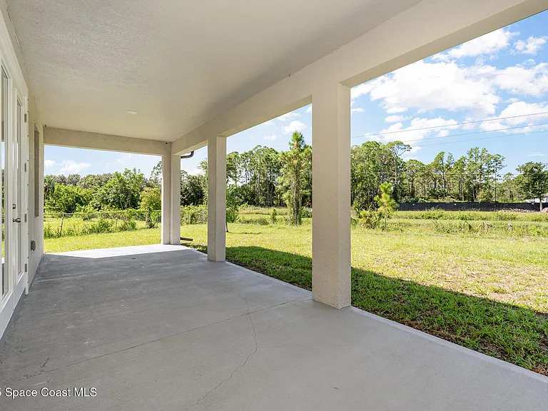 758 Bryant Rd SW — Photo 36