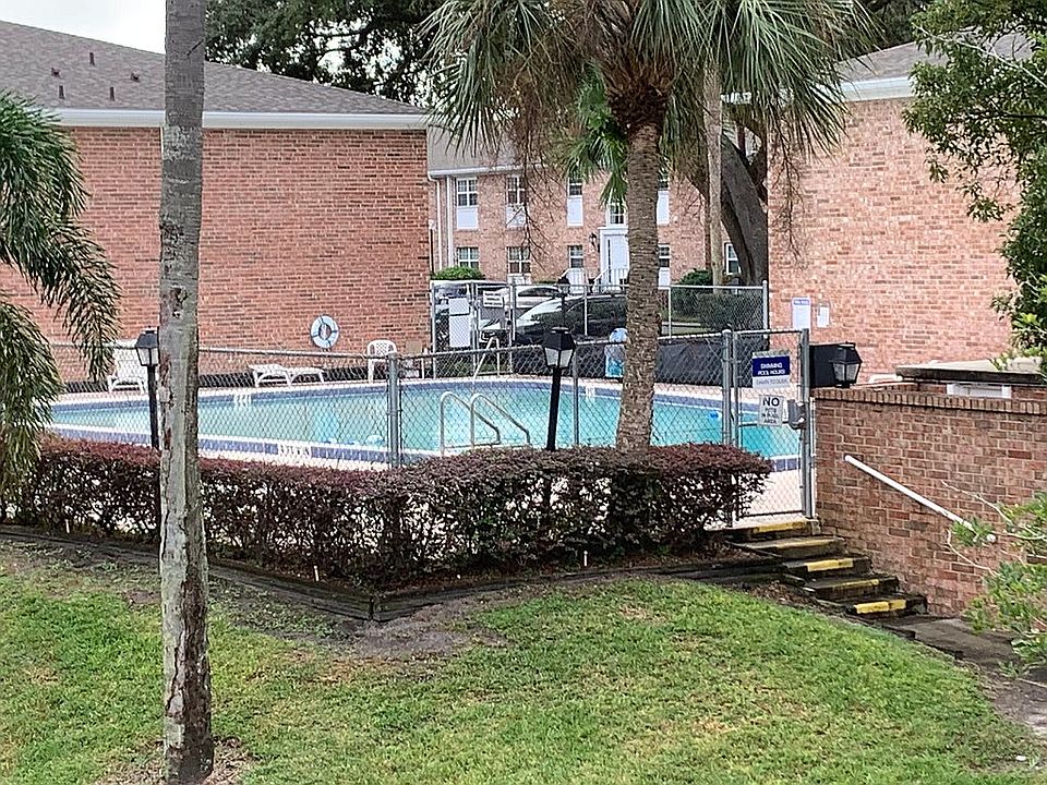 2nd image of 4200 Lake Underhill Rd APT D