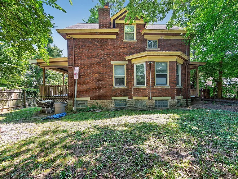 635 Straight St #635S — Photo 24