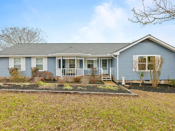 8025 Kittrell Ln, Ooltewah, TN 37363