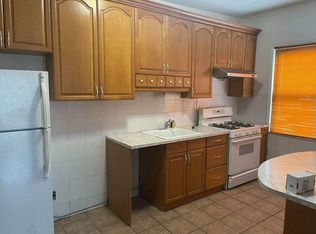 69-88 58th Rd #1F, Maspeth, NY 11378