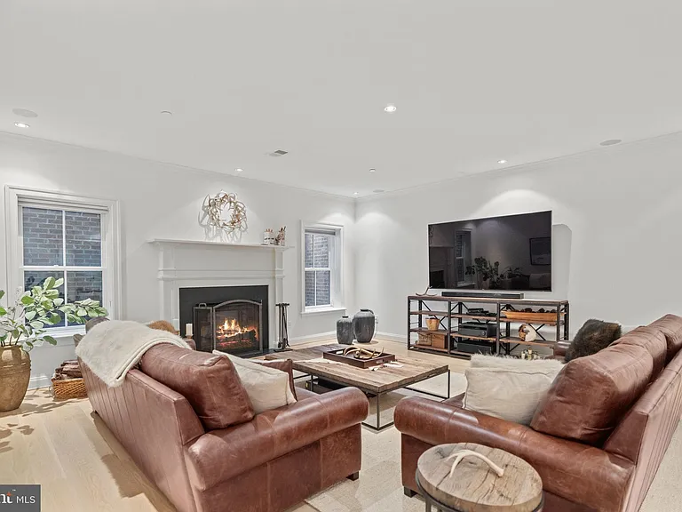 4410 Meadow Rd NW — Photo 22