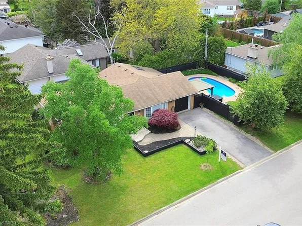 5187 Cedarbrook Cres, Burlington, ON L7L 3P9
