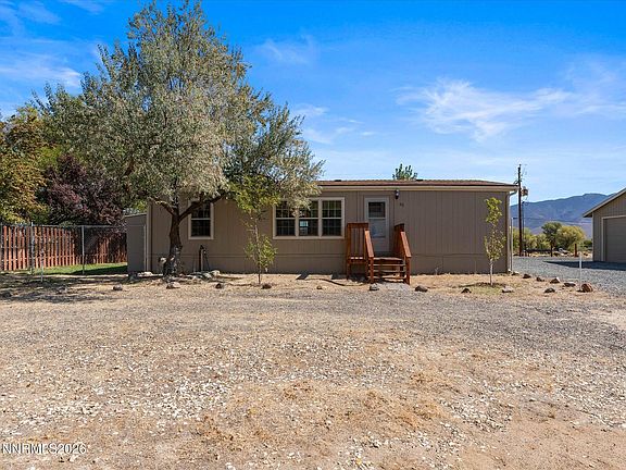 3rd image of 35 Rose Peak Rd
