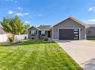 328 35th Ave NE, Great Falls, MT 59404