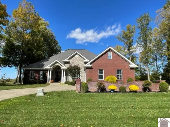 308 Sequoyah Trl, Cadiz, KY 42211