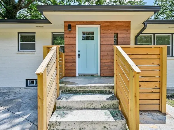 250 Barfield Ave SW, Atlanta, GA 30310