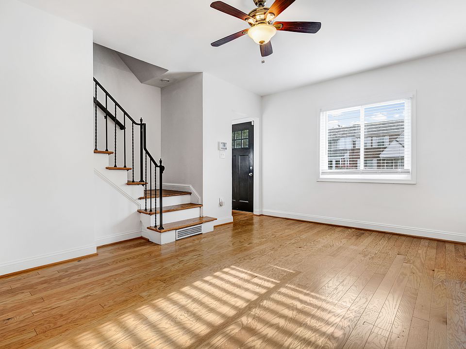 300 35th Street NE-9_08242023