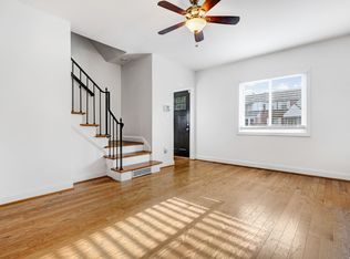 300 35th St NE, Washington, DC 20019