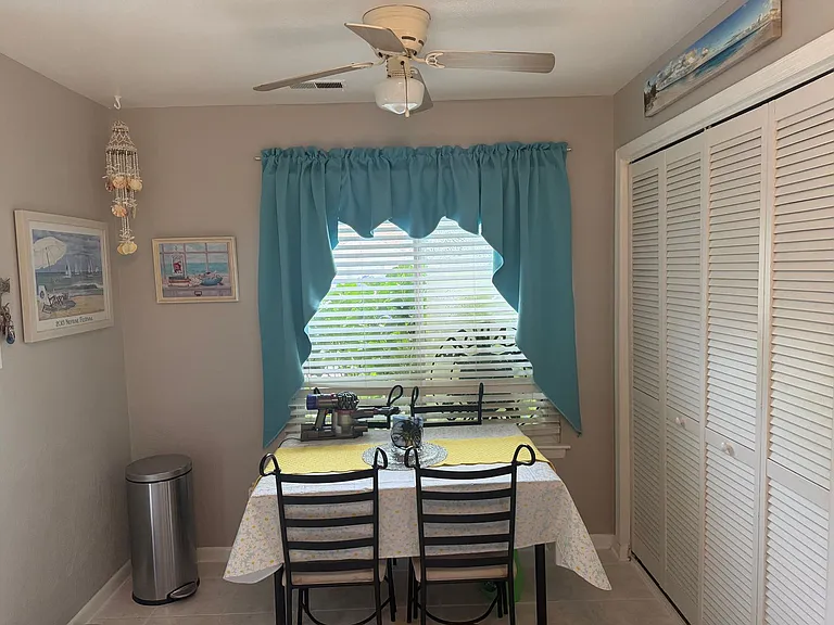 1115 Woodcock Ln — Photo 10