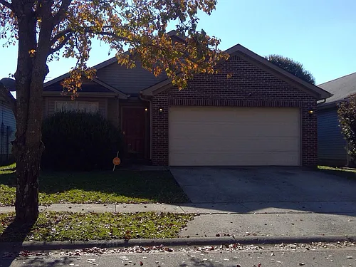 2740 Michelle Park Photo 1