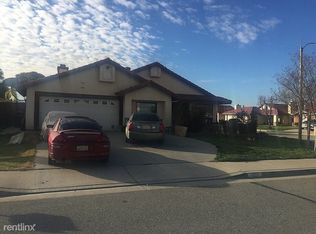 1055 Gabbro Way, Hemet, CA 92543