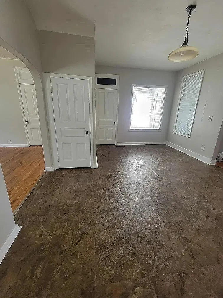 2 bed, 1000 sqft, $750 — Photo 3