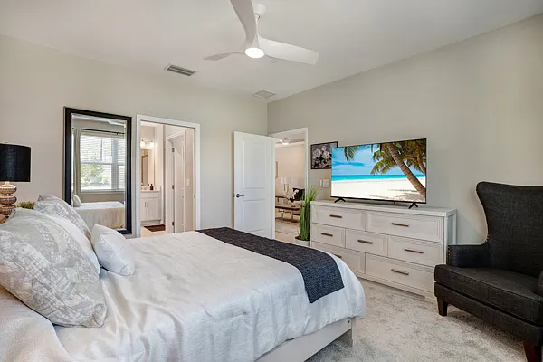 11790 Venetian Lagoon Dr #104 — Photo 19