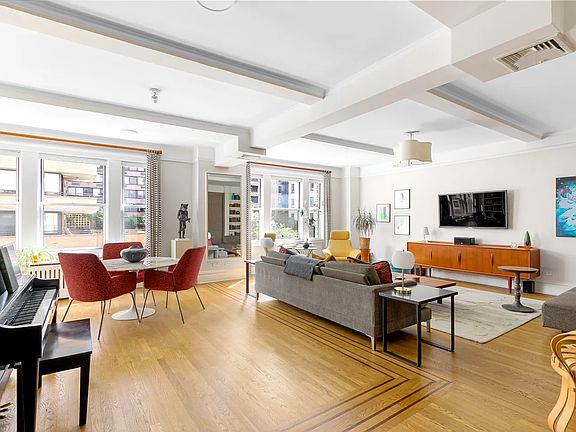 5th image of 241 W 97th St APT 3M