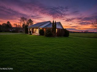 224 Walnut Hill Ln, Ewing, VA 24248