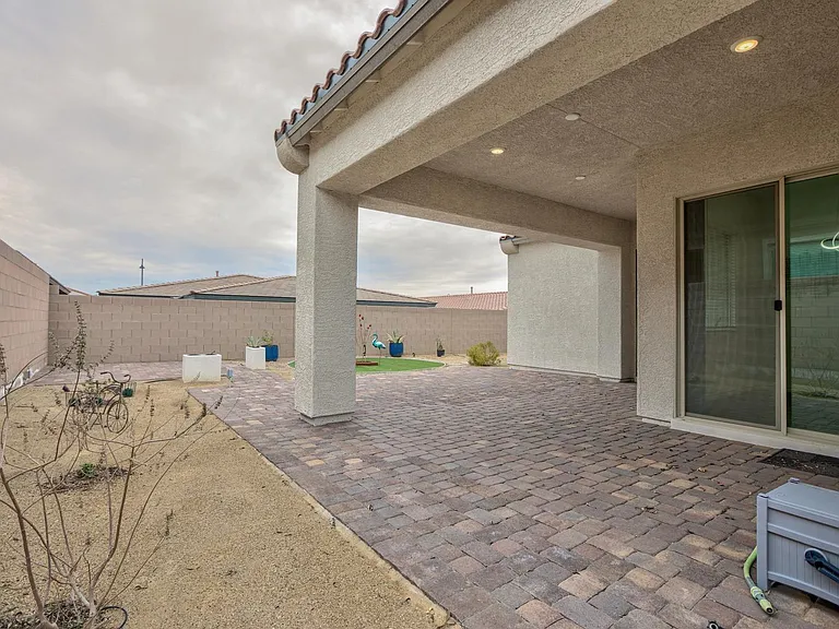 689 Monteverdi Peak St — Photo 4