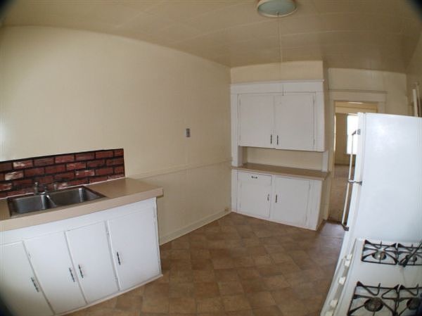 other view of kitchen