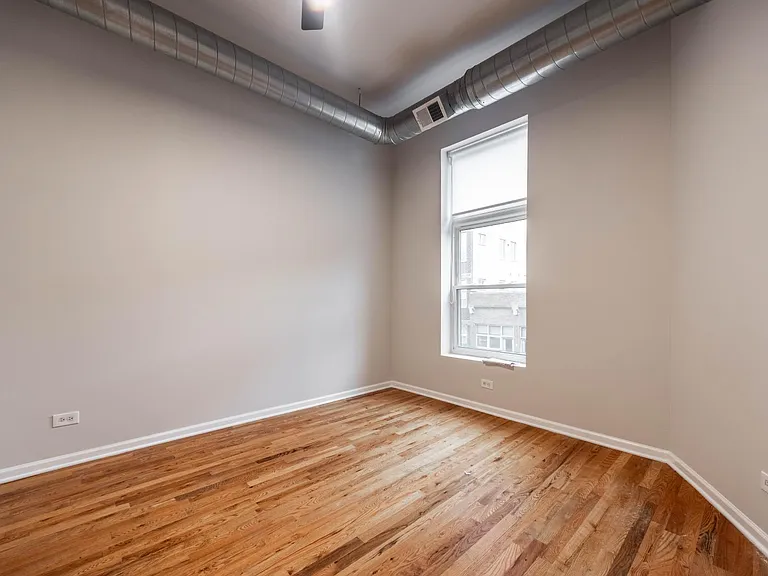 1534 N Milwaukee Ave #2F — Photo 9