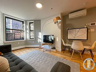 405 Franklin Avenue, #1