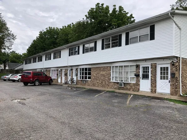 152 E. Vienna St, 152 E Vienna St APT 8, Anna, IL 62906