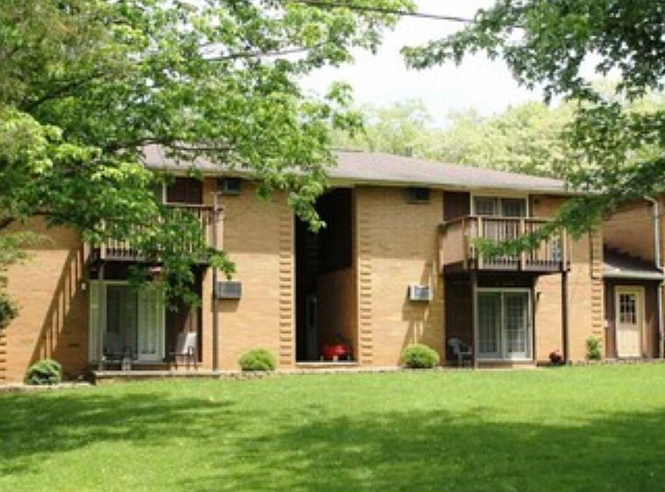 1st image of 140 Buckeye Ave #140
