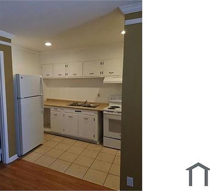 2nd image of 800 Maysville Rd NE #5