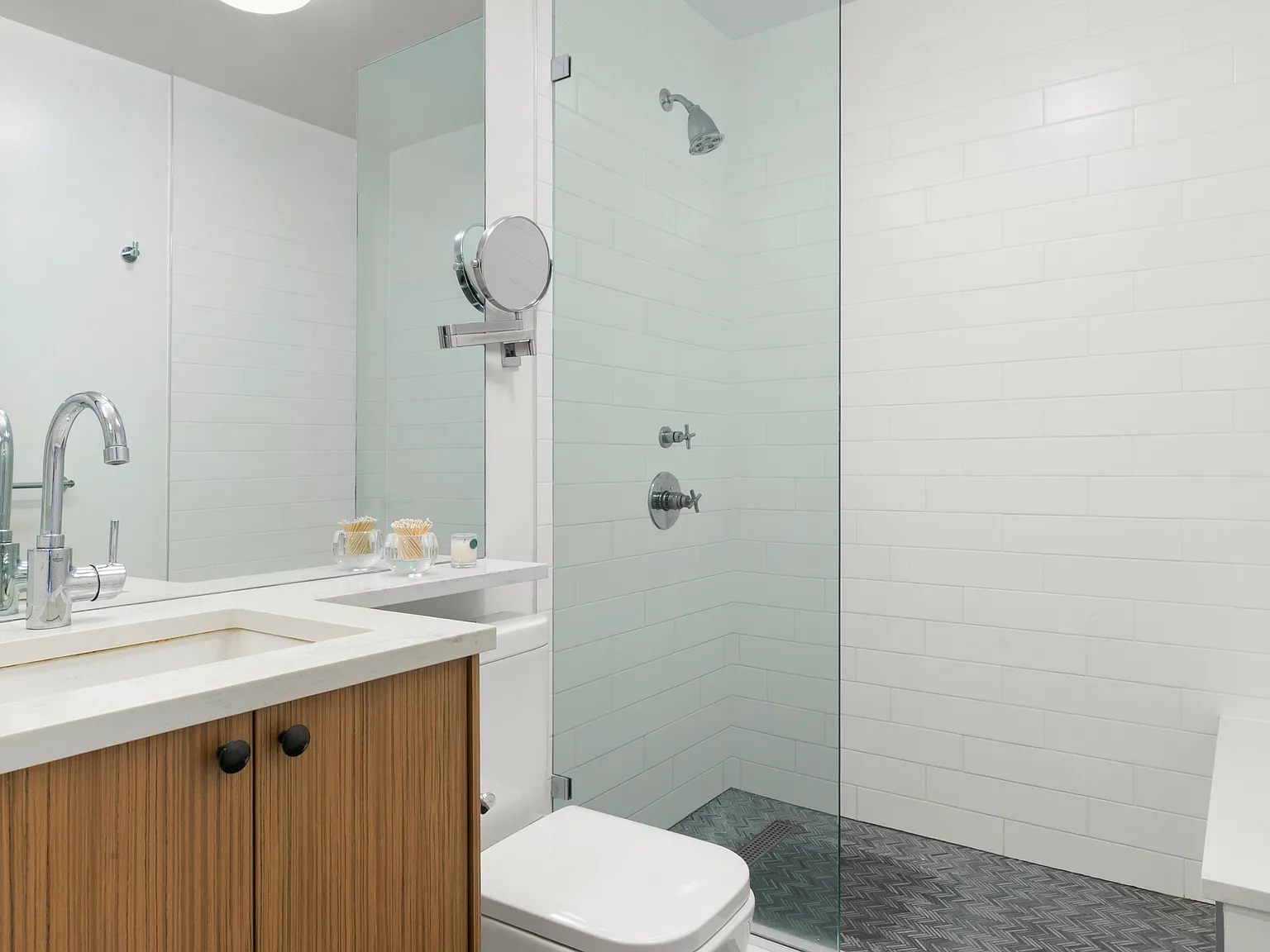 167 Perry Street — Photo 4
