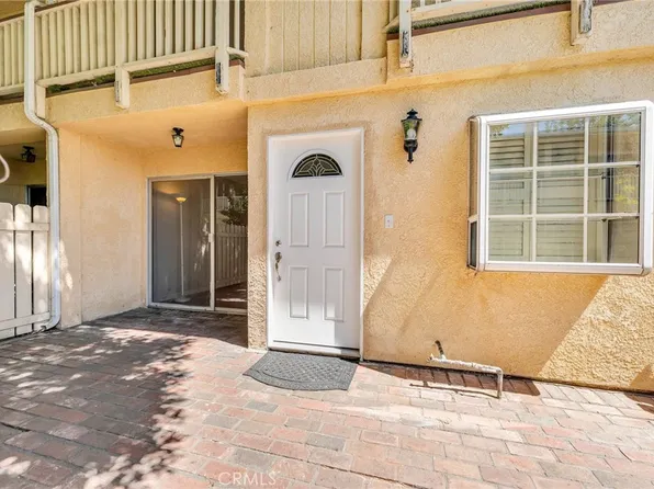 8030 Canby Ave Unit 4, Reseda, CA 91335