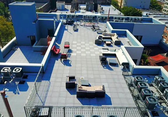 Rented by Manhattan Management LLC | media 37