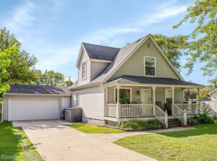 6694 Beech Daly Rd, Taylor, MI 48180