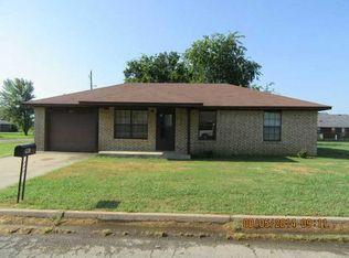 112 Barnes Ave, Cameron, OK 74932