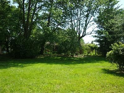 3rd image of 2719 Tanglewood Ct